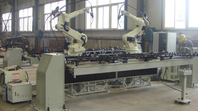 智能工業(yè)機(jī)器人出故障了怎么辦？如何維修？